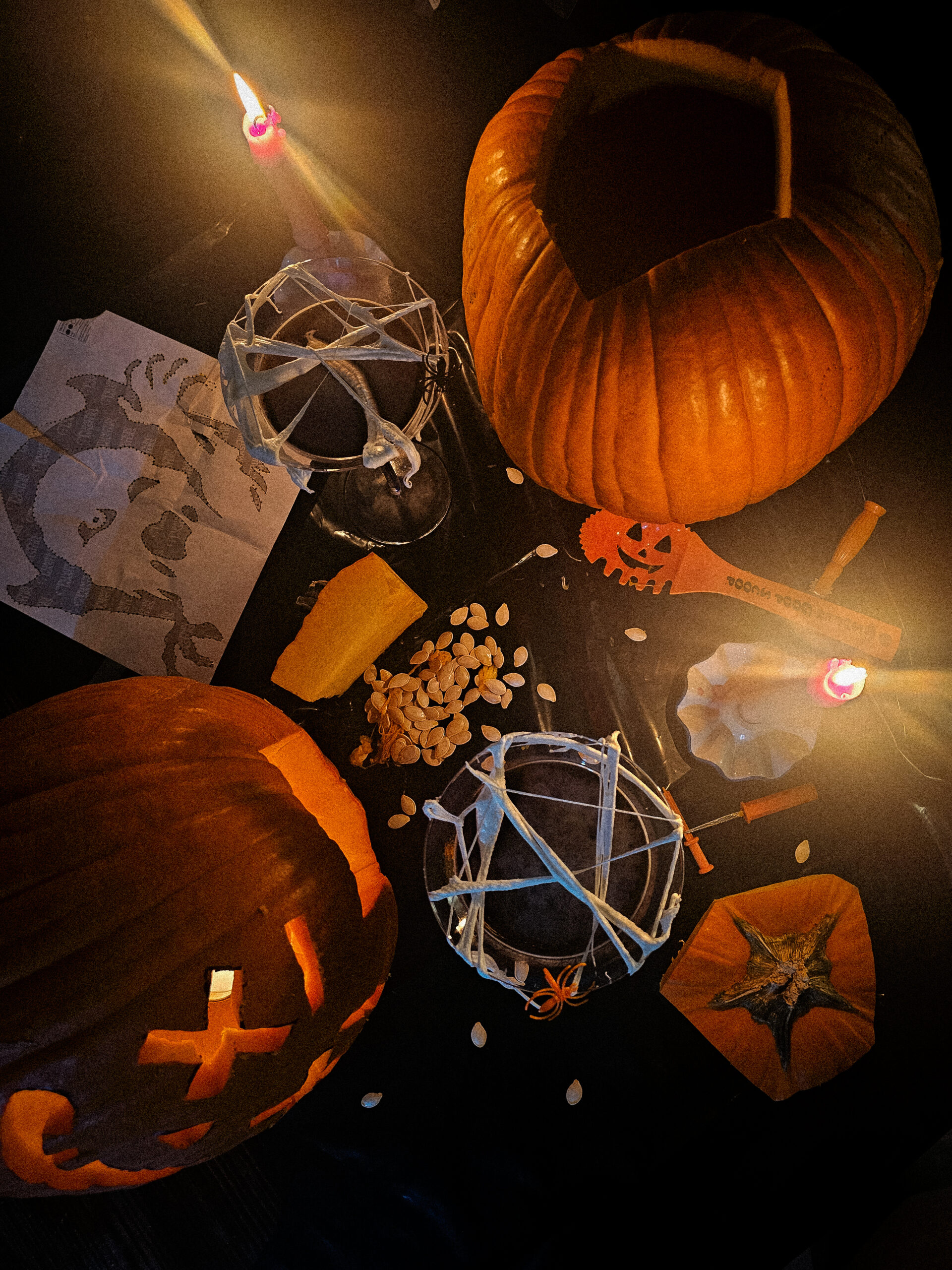 drinks with dinks: boos & brews 👻